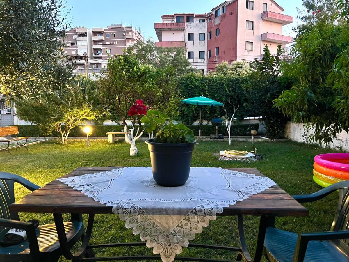 Mabel Rooms Durrës Buitenkant foto
