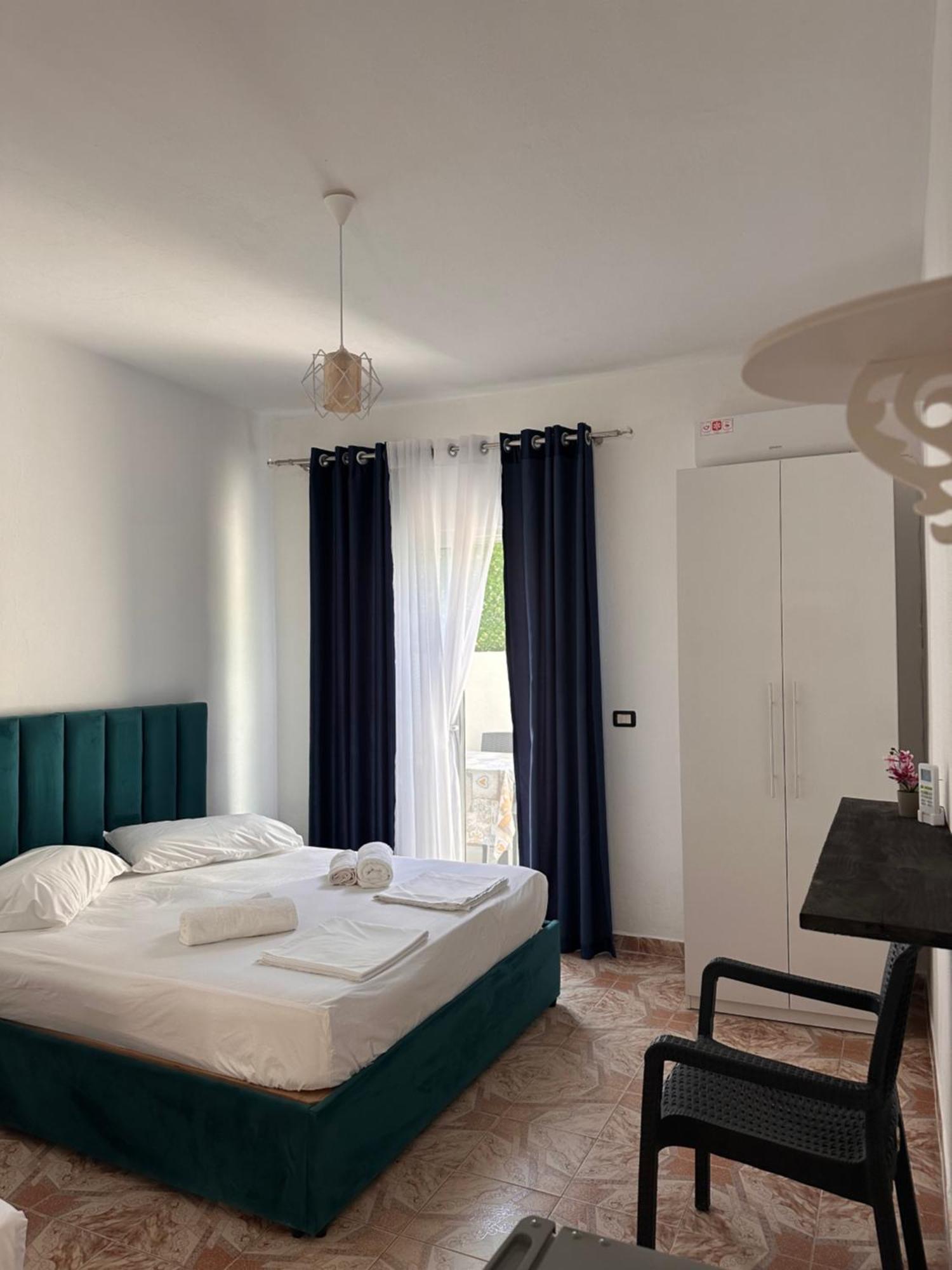 Mabel Rooms Durrës Buitenkant foto